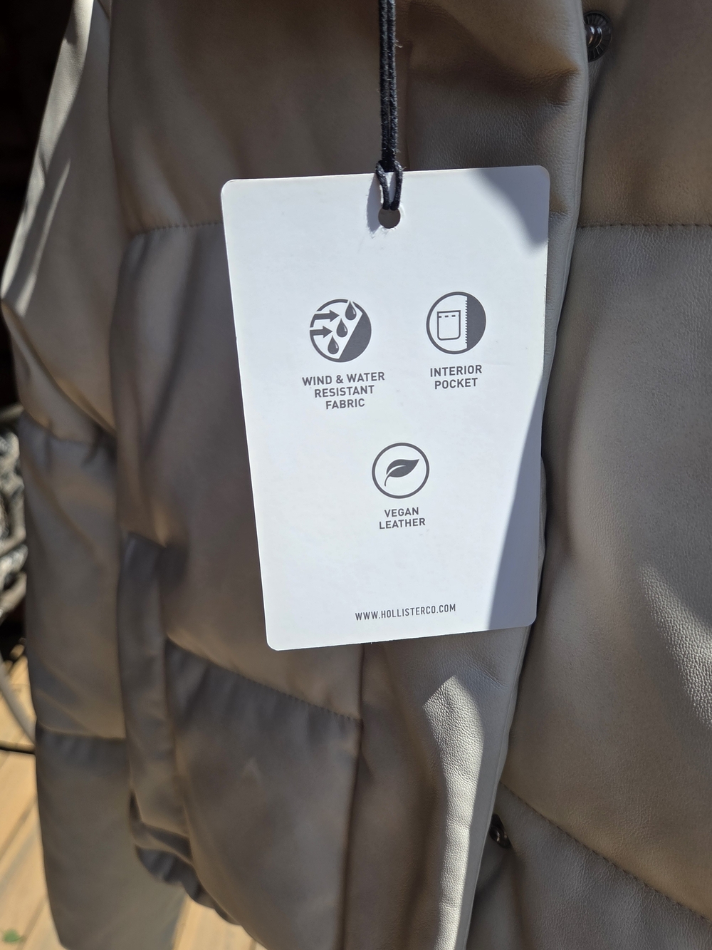Hollister Cream-Beige Cropped Puffer Jacket - Picture 3 of 6